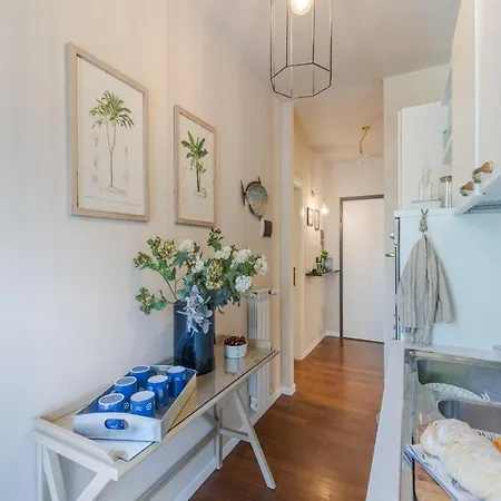 Seaside In The Heart Of Apartment